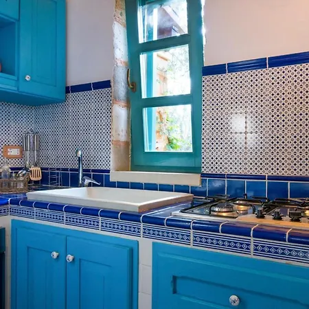 Sleeps 7 With Pool Air Con And Wifi Villa *